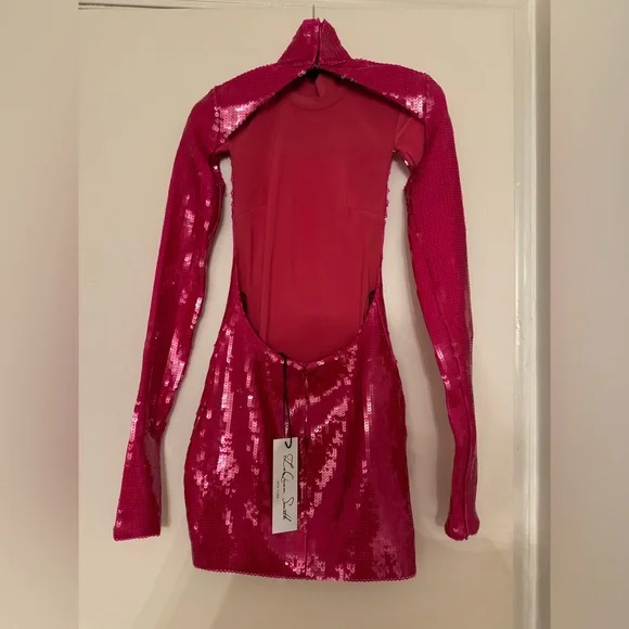 LaQuan Smith Open Back Mini Dress! Size Small - Picture 6 of 6